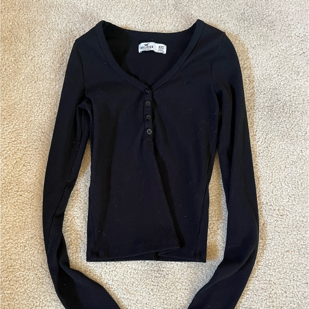 Women’s Hollister black long sleeve top size xxs